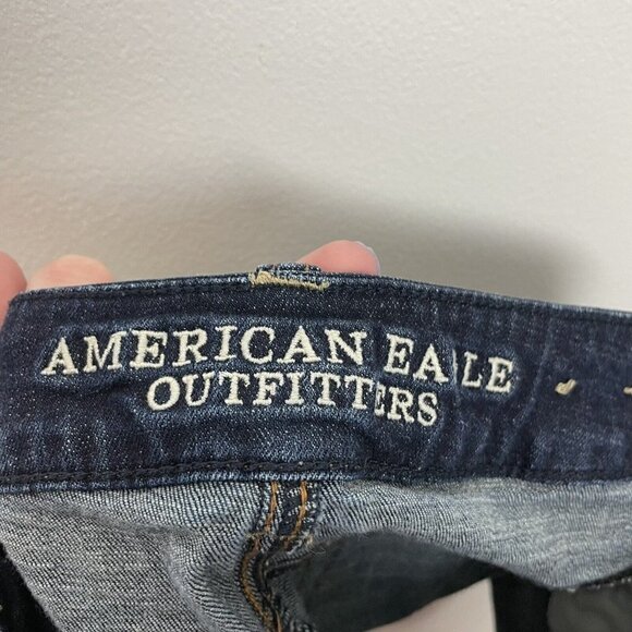 American Eagle Super Stretch Denim Shorts Size 4 Cutoffs - Picture 3 of 4
